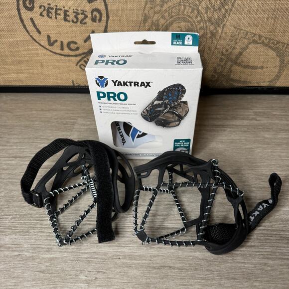 Yaktrax Pro Winter Traction Shoe Clamps W/ Strap Medium NOB - Picture 1 of 3